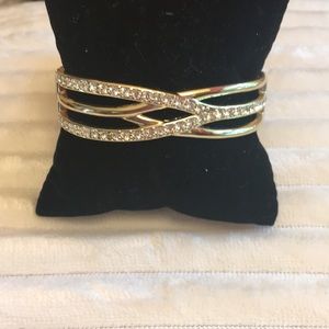 Gold Tone Rhinestone Clamper